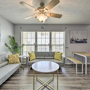  Apartment Convenient With Hot Tub - Walk To Beach!